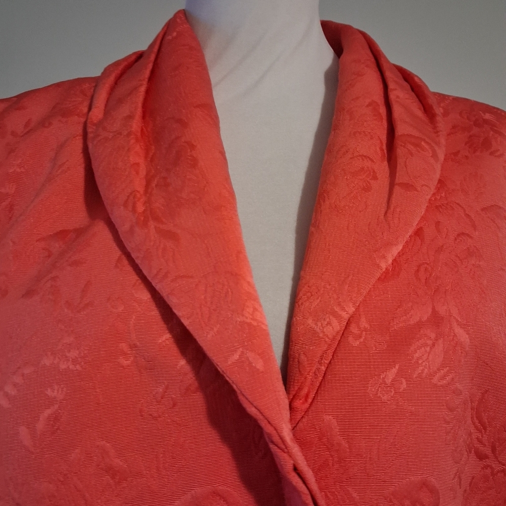 Coral Textured Two-Piece Skirt Suit with Belt Size 18 - Picture 3 of 11